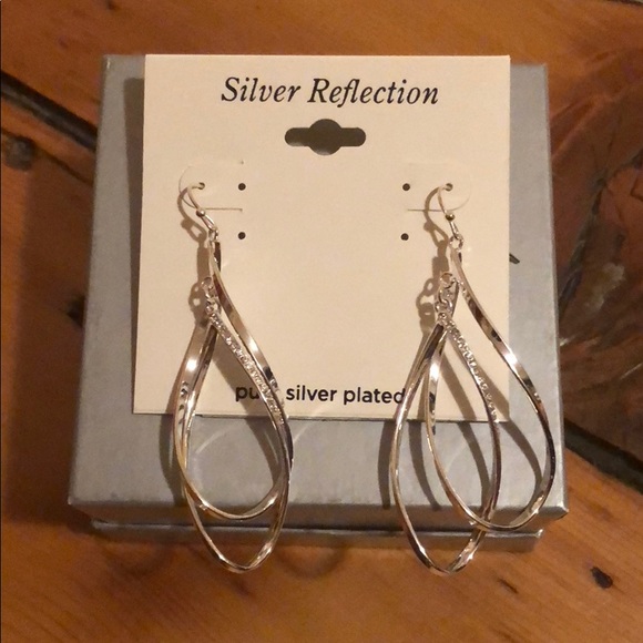Silver dangle earrings - Picture 1 of 1